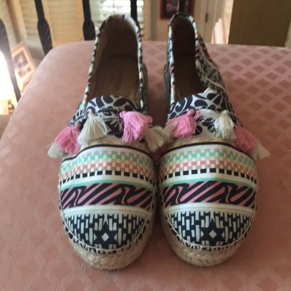 Espadrilles, size 37.5. Never worn, with tassels. - Picture 4 of 5
